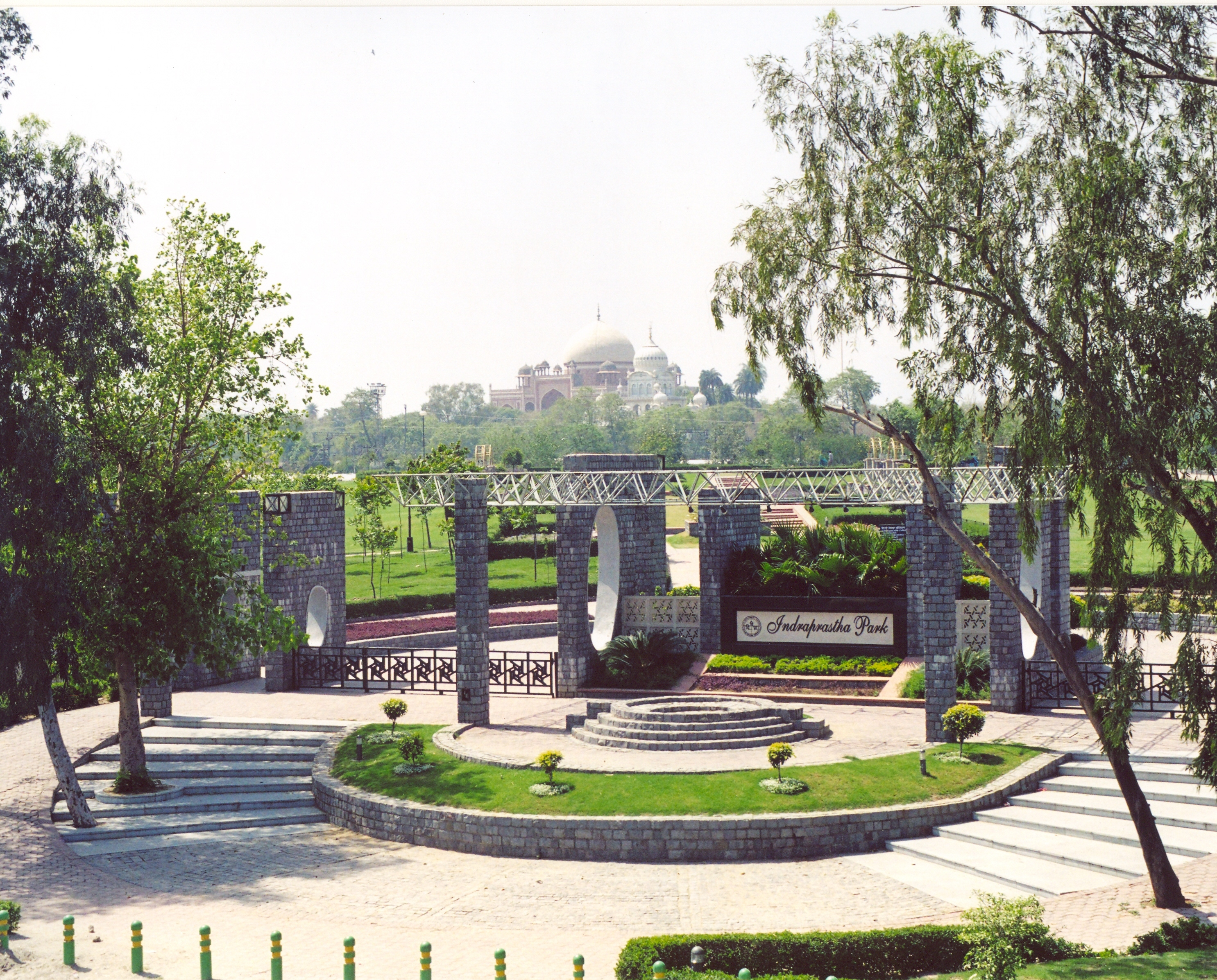 Indraprastha Park, Ring road