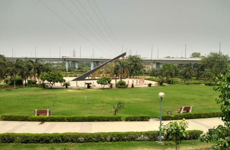 Sundial Park